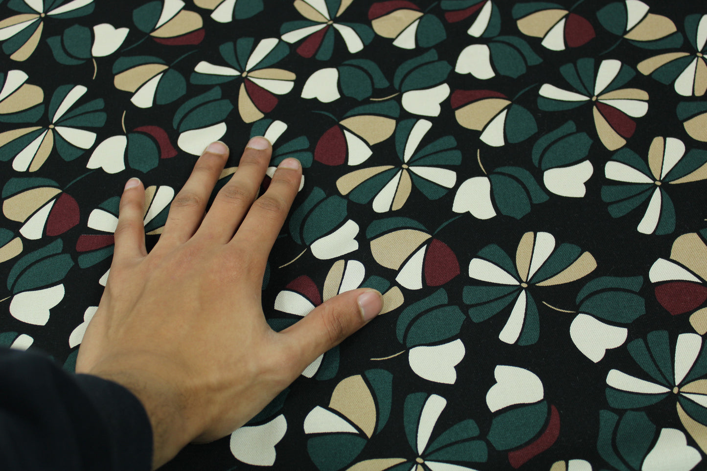 Tissu twill viscose - imprimé fleuri - photo 5/6 | So Tissus