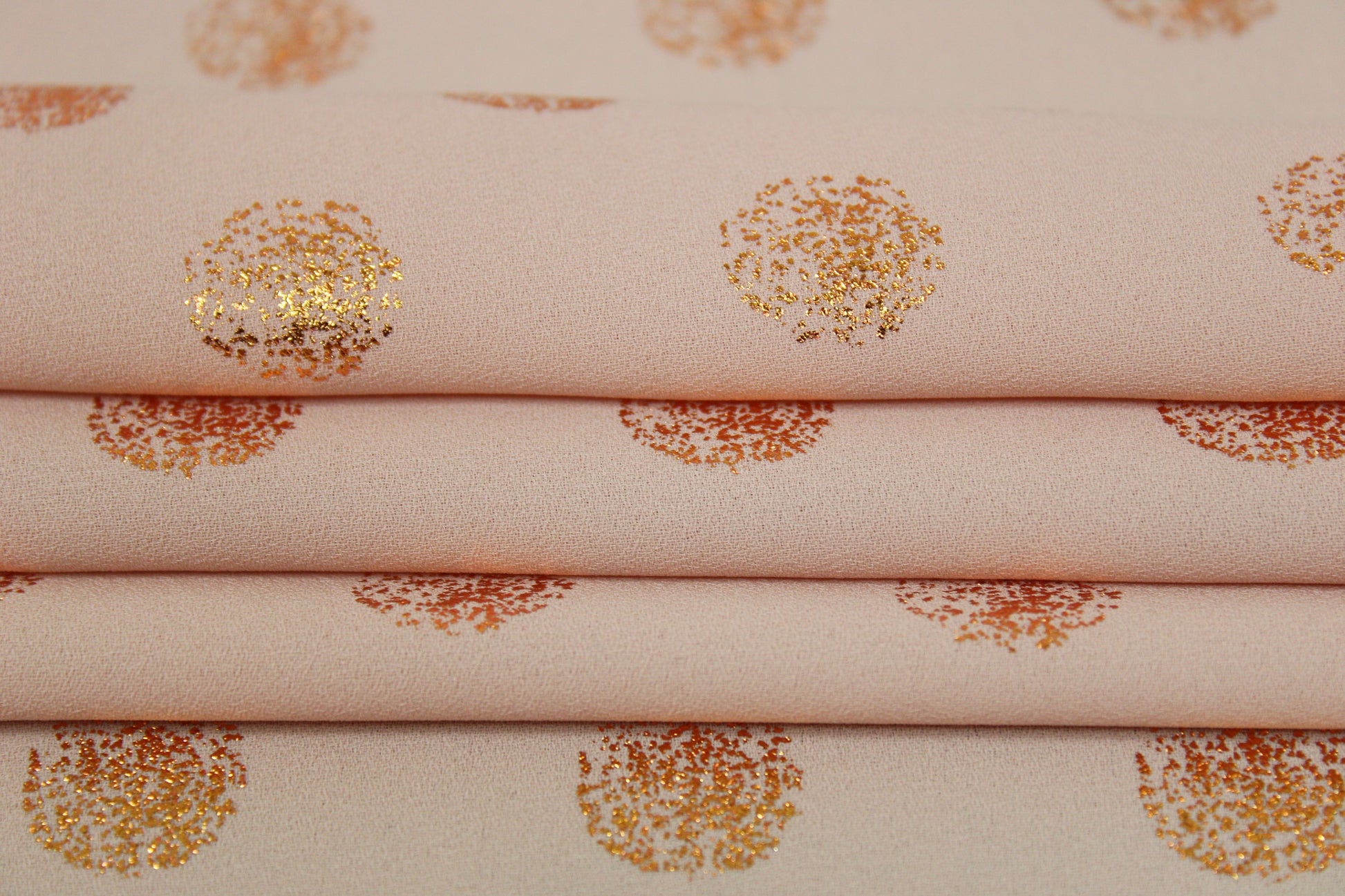 Tissu crêpe georgette  - imprimé tacheté - photo 3/6 | So Tissus