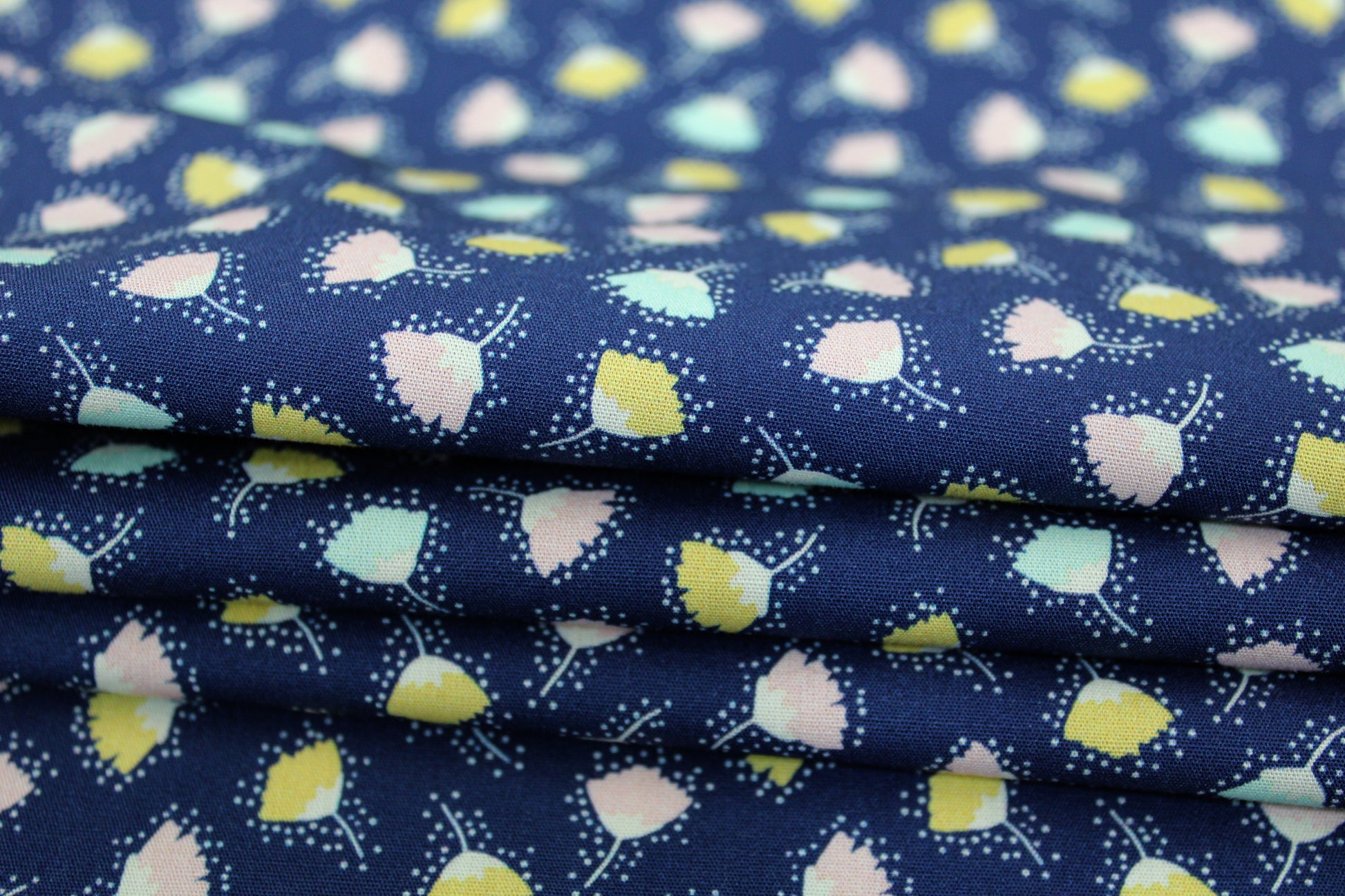 Tissu popeline coton - imprimé petites fleurs pastels - photo 2/5 | So Tissus