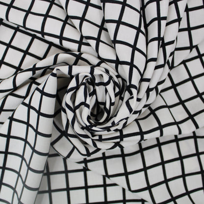 Tissu javanaise de viscose - à carreaux noir et blanc - photo 1/4 | So Tissus