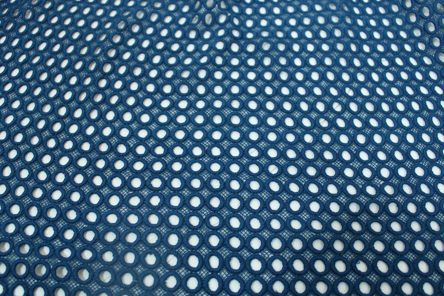 Tissu guipure à motif géométrique - bleu canard