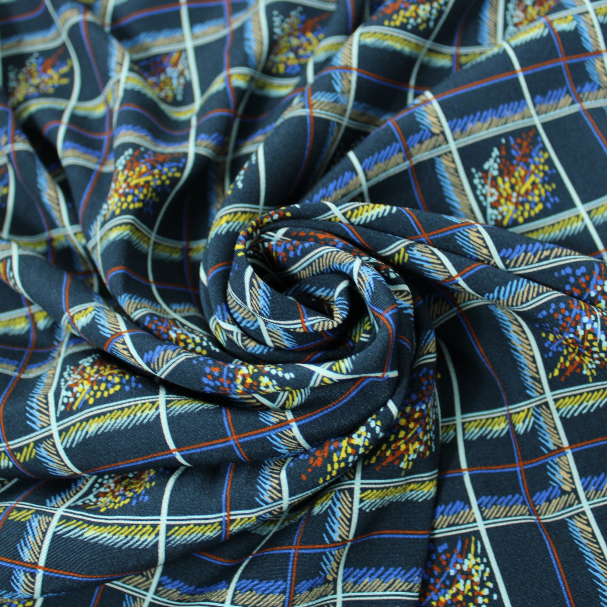 Tissu crêpe viscose - à carreaux - ton bleu marine - photo 1/5 | So Tissus