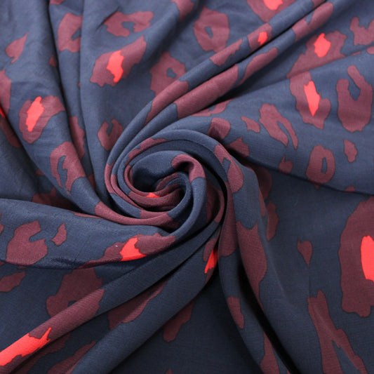 Tissu crêpe viscose - imprimé tâcheté - photo 1/4 | So Tissus