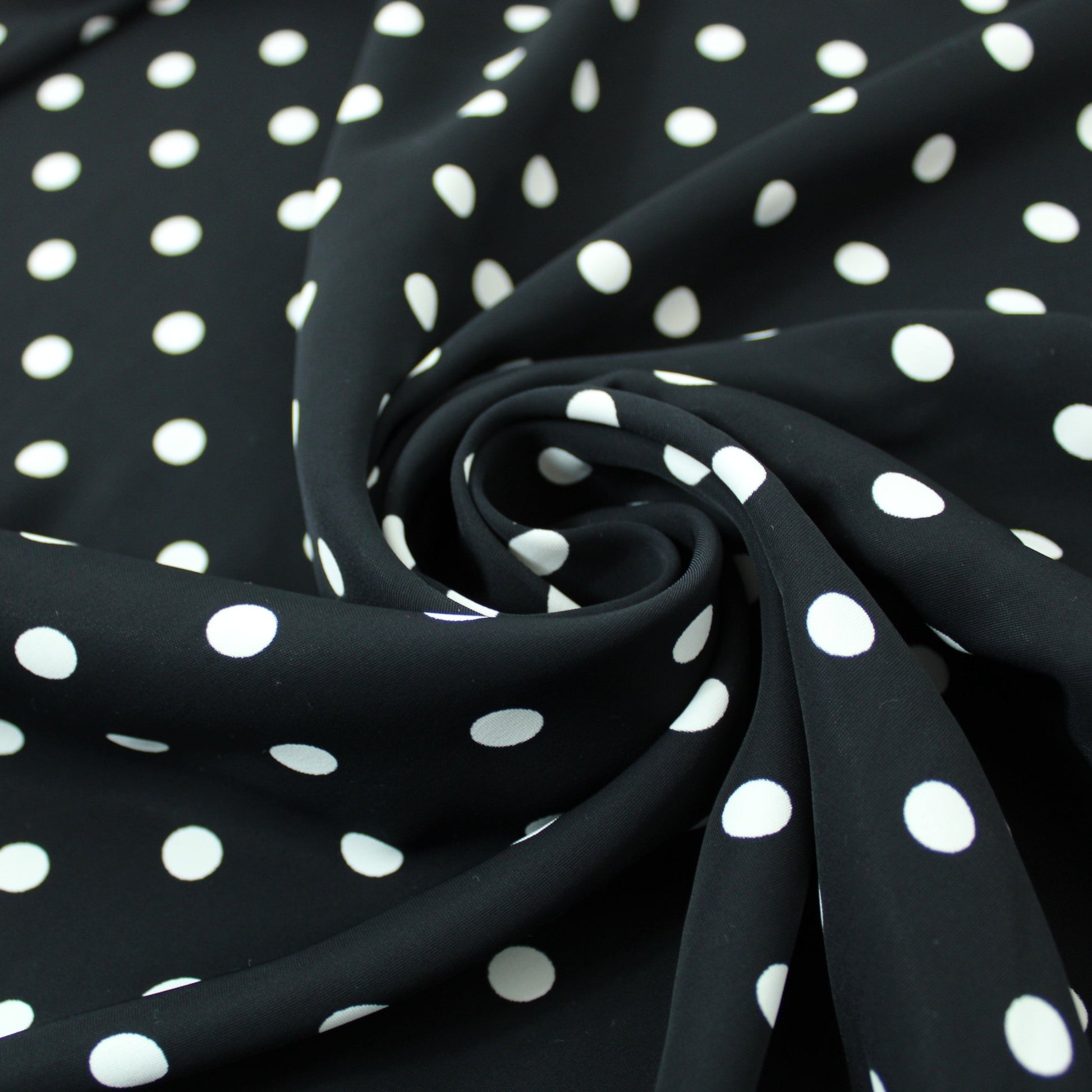 Tissu crêpe - imprimé à pois - noir et blanc - photo 1/5 | So Tissus