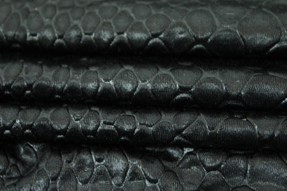 Tissu maille imitation reptile  - noir - photo 2/4 | So Tissus