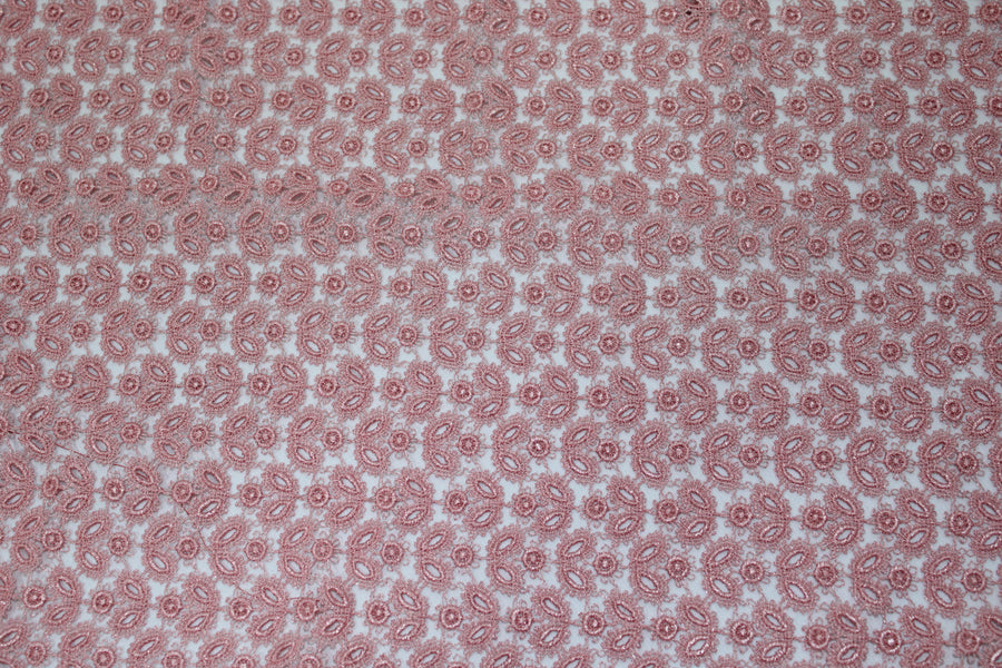 Tissu guipure à motif fleuri - rose