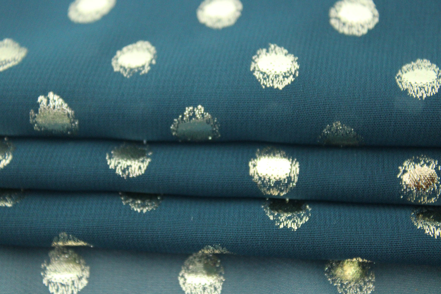 Tissu crêpe georgette  - à pois argenté - photo 2/6 | So Tissus