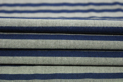Tissu viscose - à rayures - bleu marine et argent - photo 3/3 | So Tissus