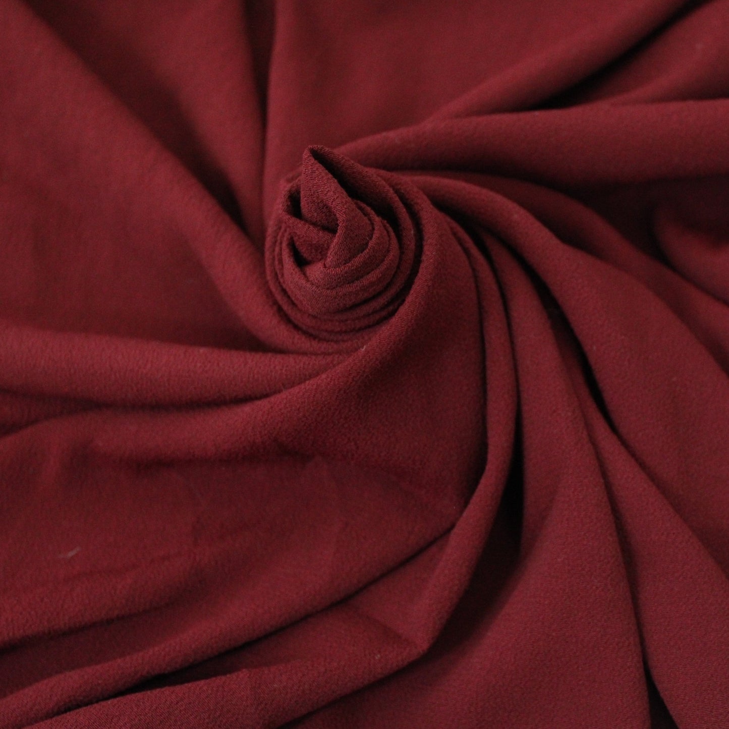 Tissu crêpe viscose - bordeaux - photo 1/3 | So Tissus