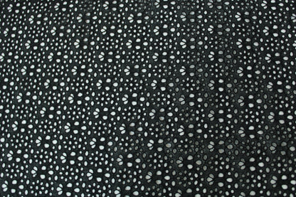 Tissu broderie anglaise - fleuri - noir - photo 3/3 | So Tissus