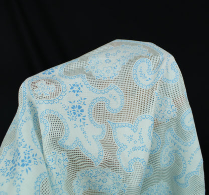 Tissu voile de soie et coton- imprimé arabesque - blanc et bleu ciel - photo 5/6 | So Tissus