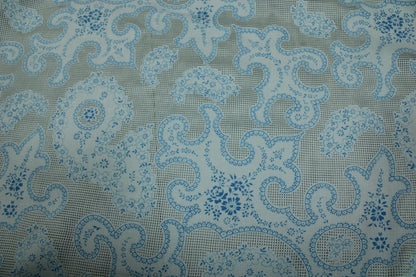Tissu voile de soie et coton- imprimé arabesque - blanc et bleu ciel - photo 6/6 | So Tissus