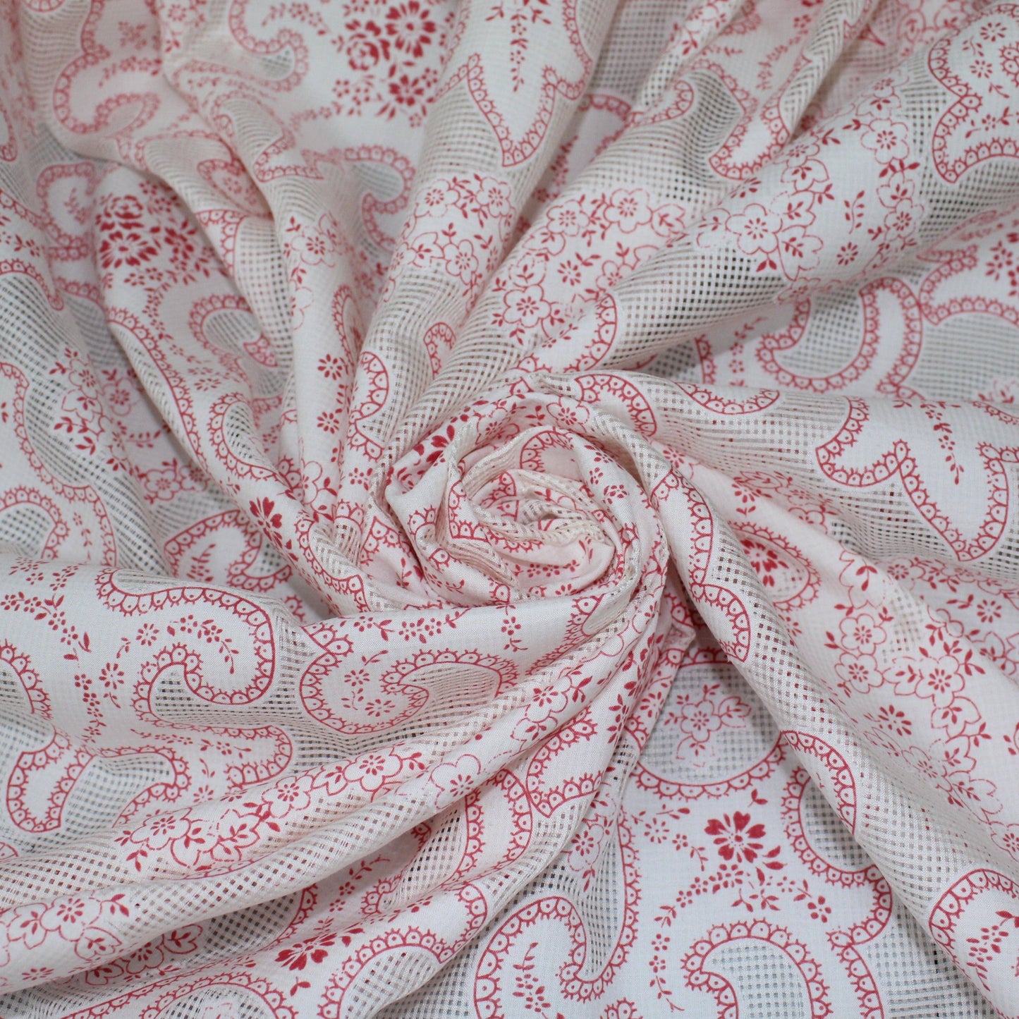Tissu voile de soie et coton- imprimé arabesque - blanc et framboise - photo 1/5 | So Tissus