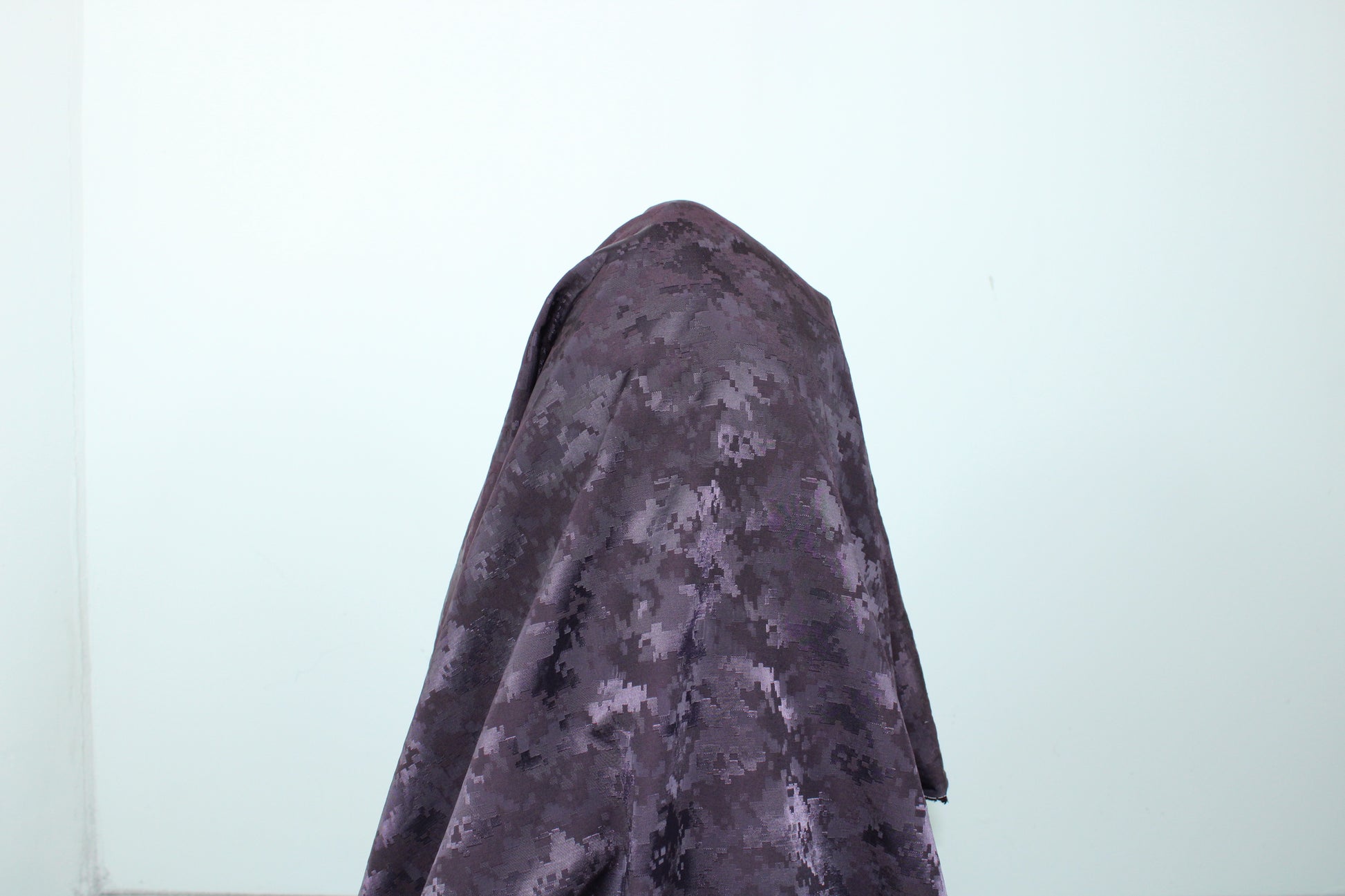 Tissu taffeta imprimé géométrique - prune - photo 3/5 | So Tissus