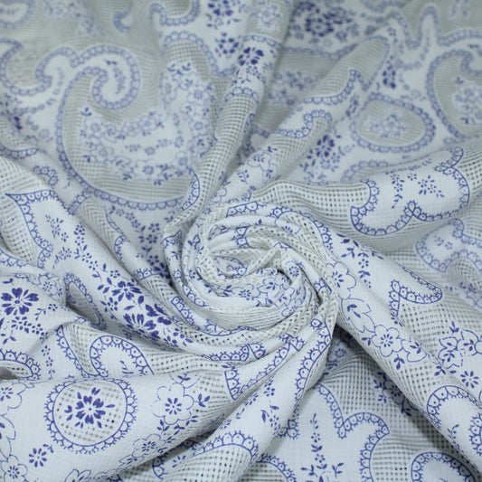 Tissu voile de soie et coton- imprimé arabesque - blanc et bleu - photo 1/5 | So Tissus
