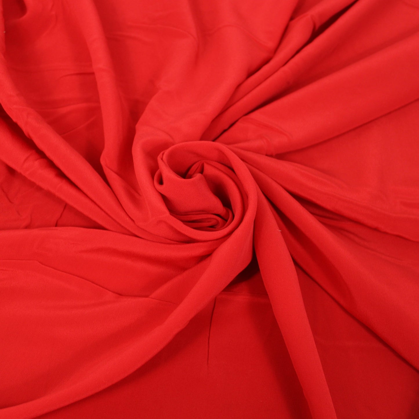 Tissu crêpe de chine 100% soie - rouge - photo 1/3 | So Tissus