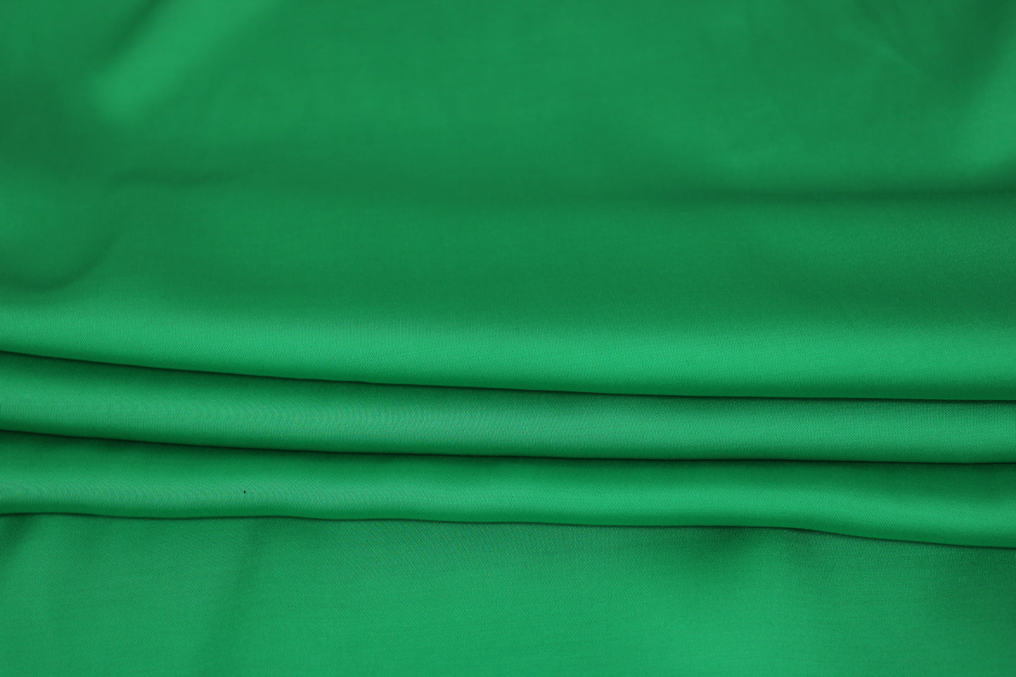 Tissu satin de viscose - vert pomme - photo 2/3 | So Tissus