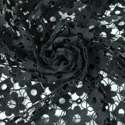 Tissu guipure à motif fleuri - noir - photo 1/5 | So Tissus