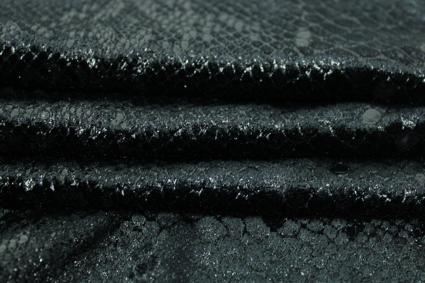 Tissu velours de soie irisé - imprimé reptile - photo 2/5 | So Tissus