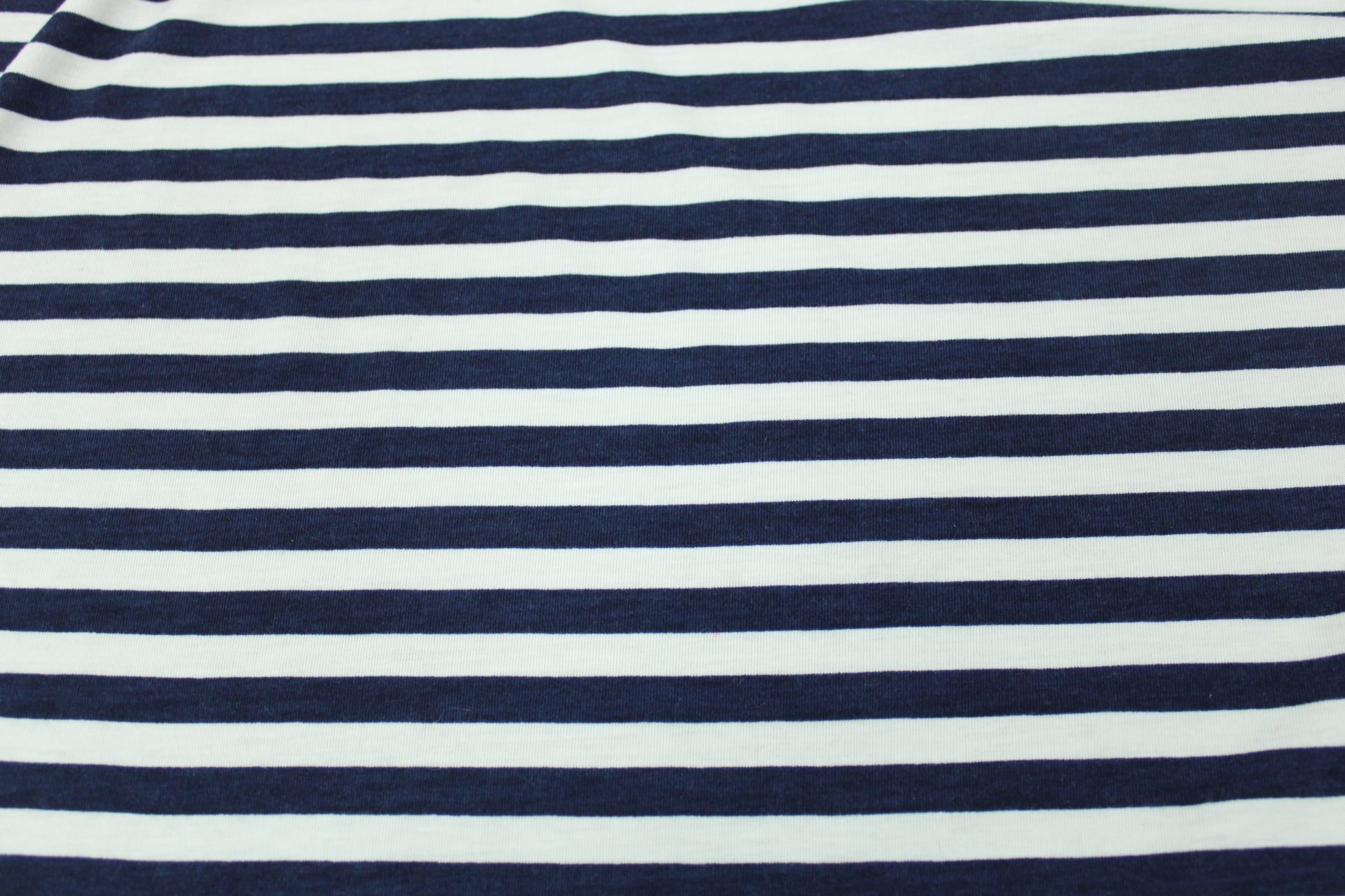 Tissu maille jersey - à rayures - bleu marine et blanc - photo 5/5 | So Tissus