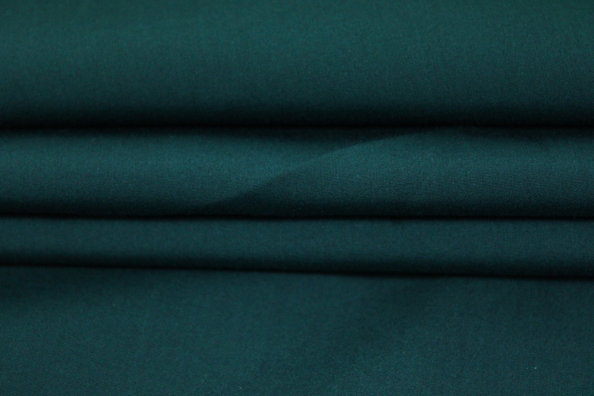 Tissu popeline premium de coton - vert pin - photo 2/3 | So Tissus