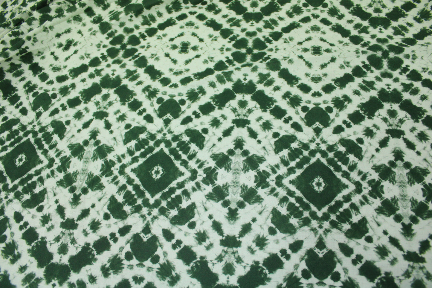 Tissu popeline coton - tie and dye - blanc et kaki - photo 5/5 | So Tissus