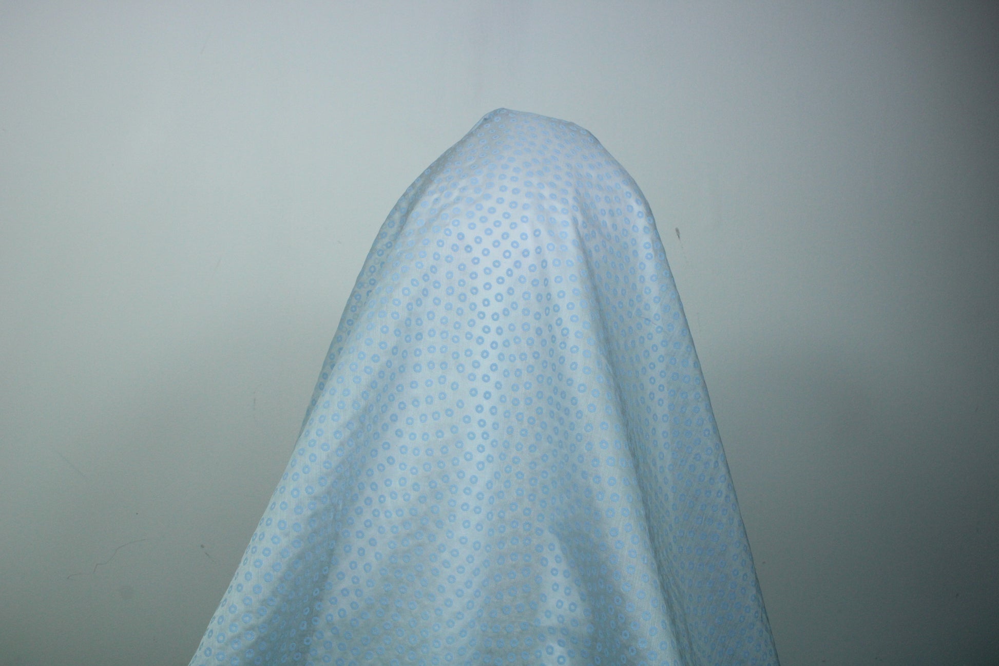 Tissu voile de coton - imprimé à pois - bleu ciel - photo 3/6 | So Tissus