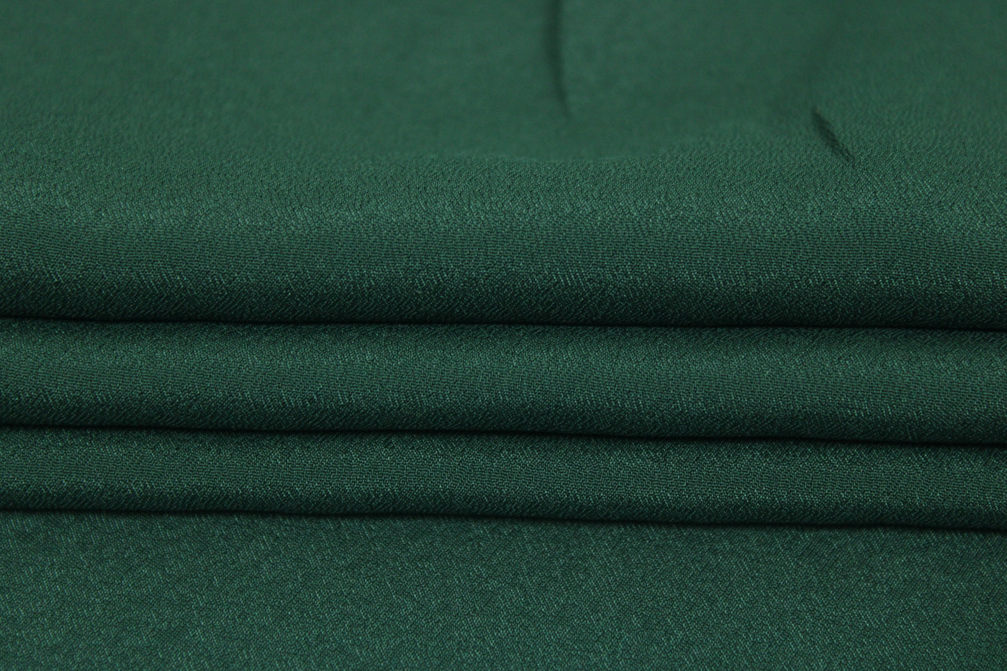 Tissu crêpe de chine - vert sapin - photo 2/3 | So Tissus