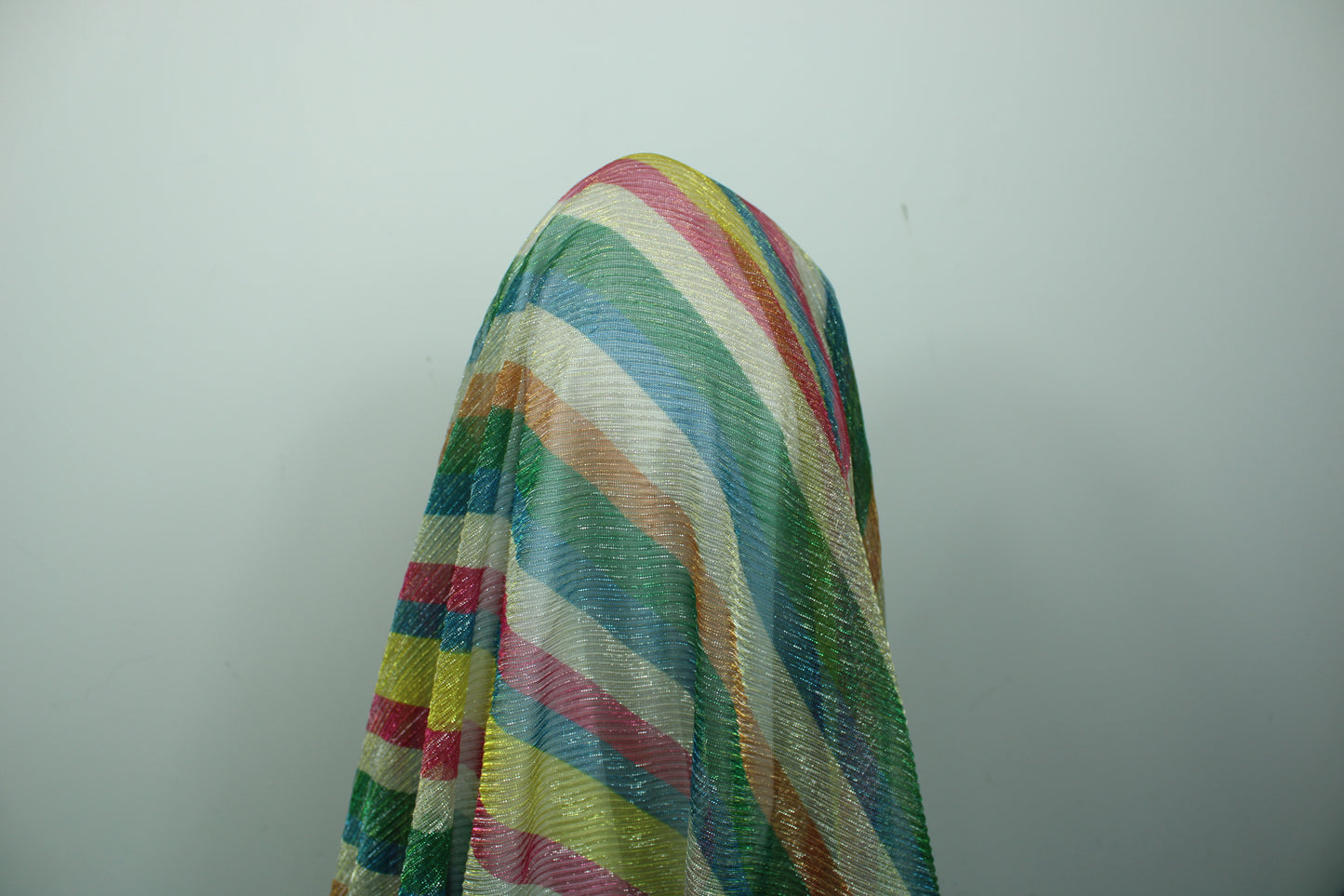 Tissu maille plissée - imprimé multicolores - photo 3/4 | So Tissus