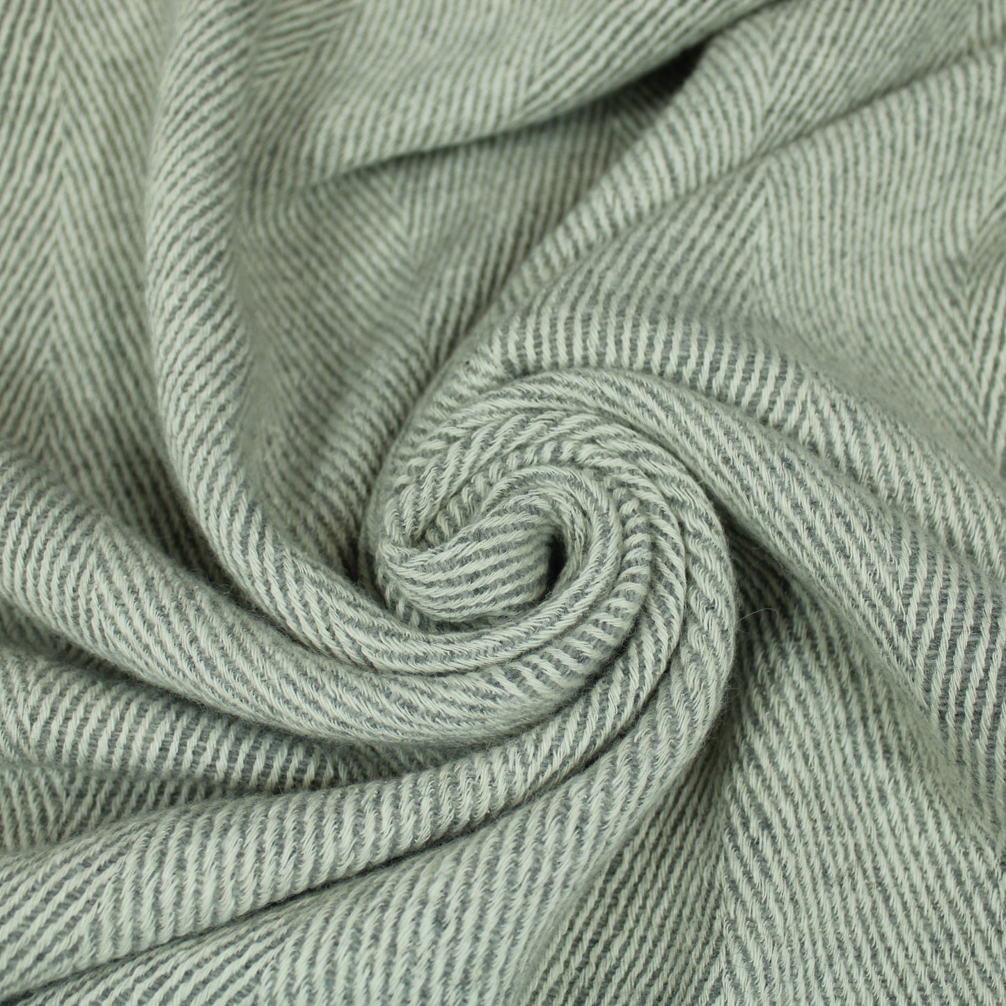 coupon de 1,5 mètre -  tweed de laine - motif chevron - gris clair et blanc - photo 1/4 | So Tissus