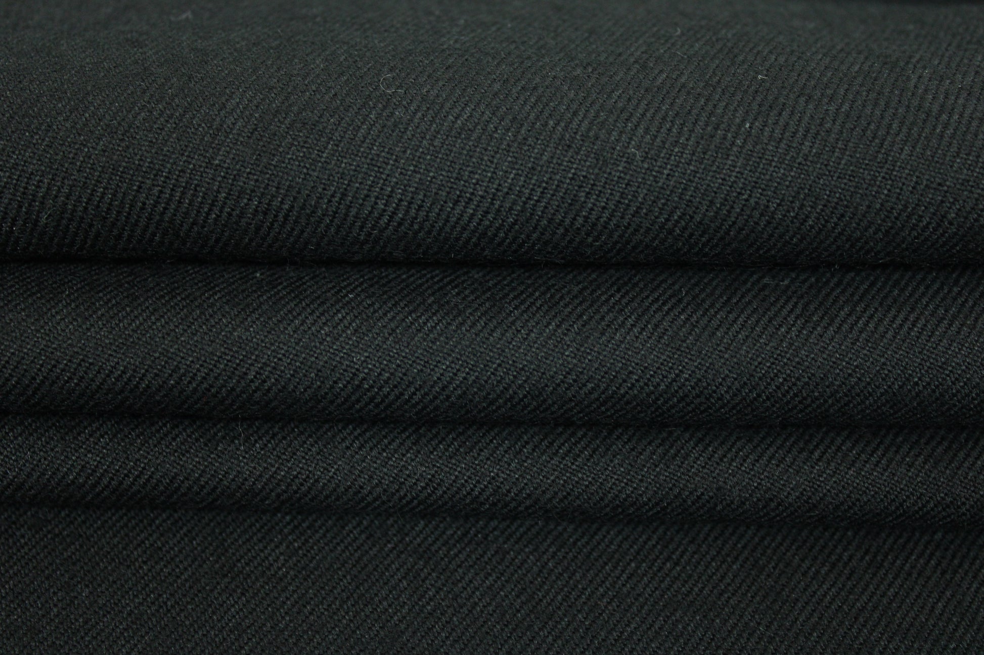Tissu sergé de laine - noir - photo 2/3 | So Tissus