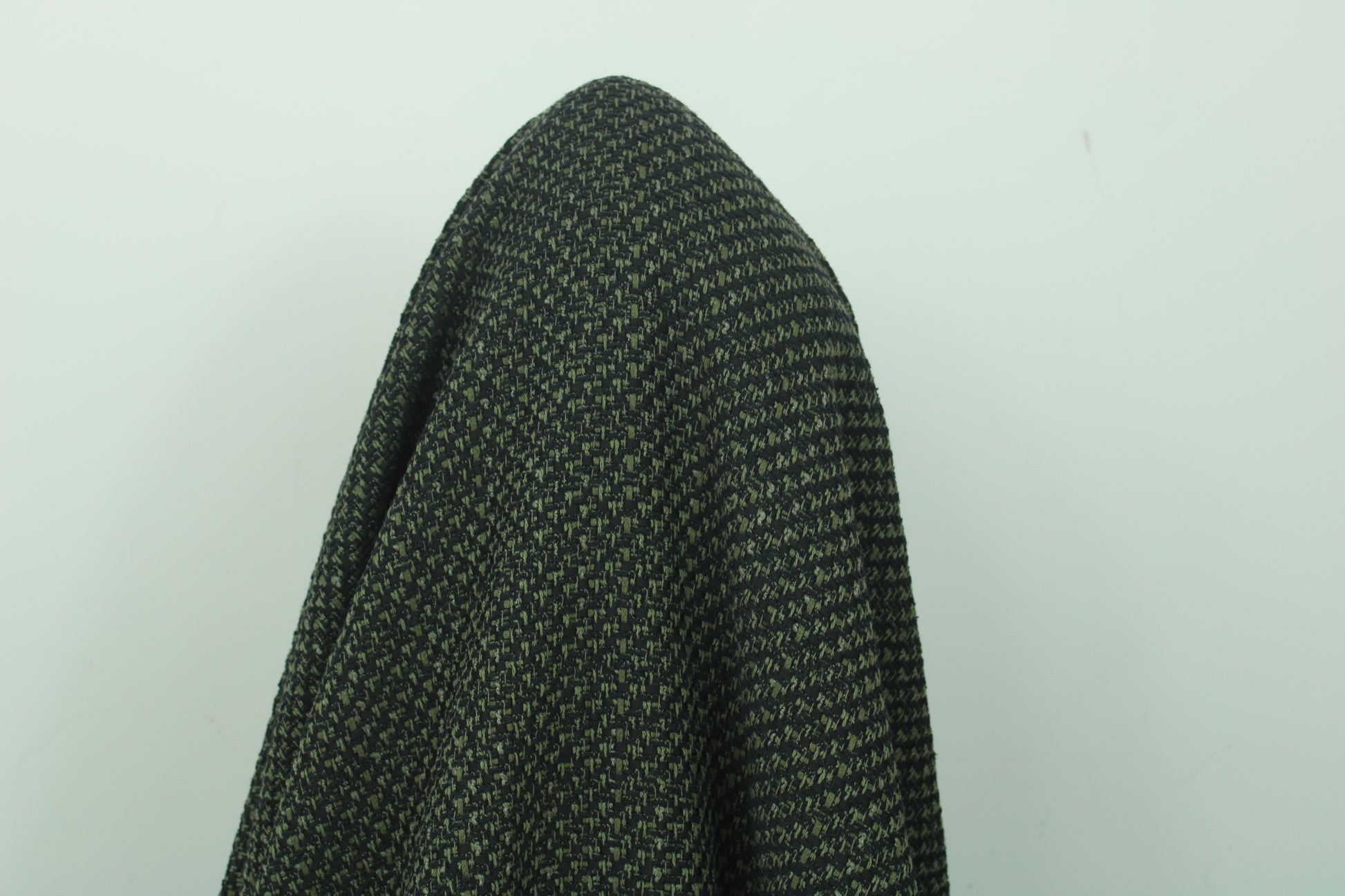 Tissu tweed coton - ton kaki et noir - photo 3/3 | So Tissus