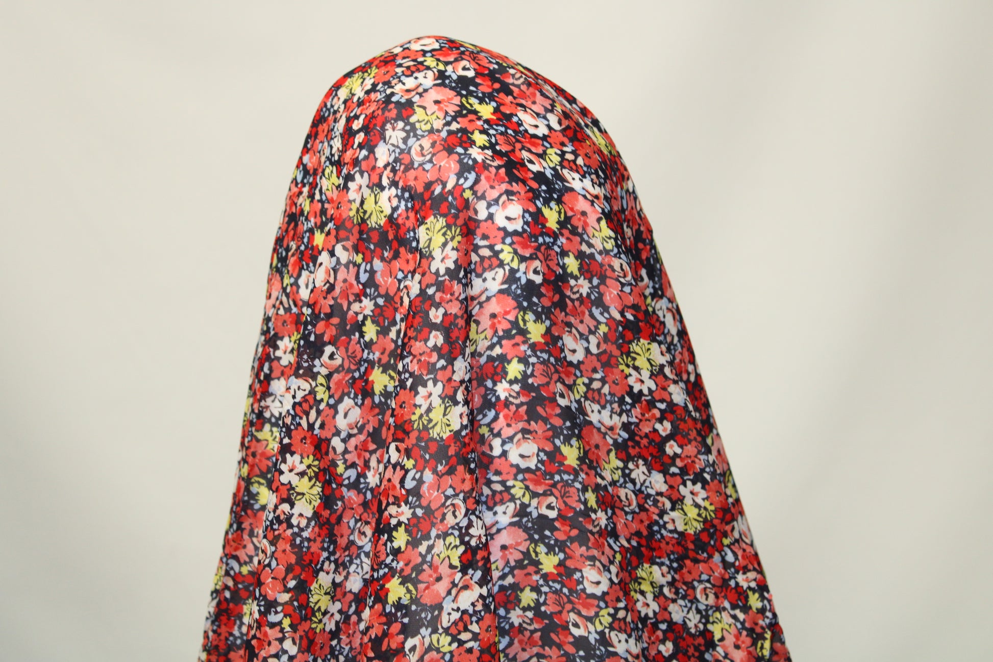 Coupon de 2,4 mètres - crêpe georgette polyester - imprimé fleuri - photo 3/4 | So Tissus