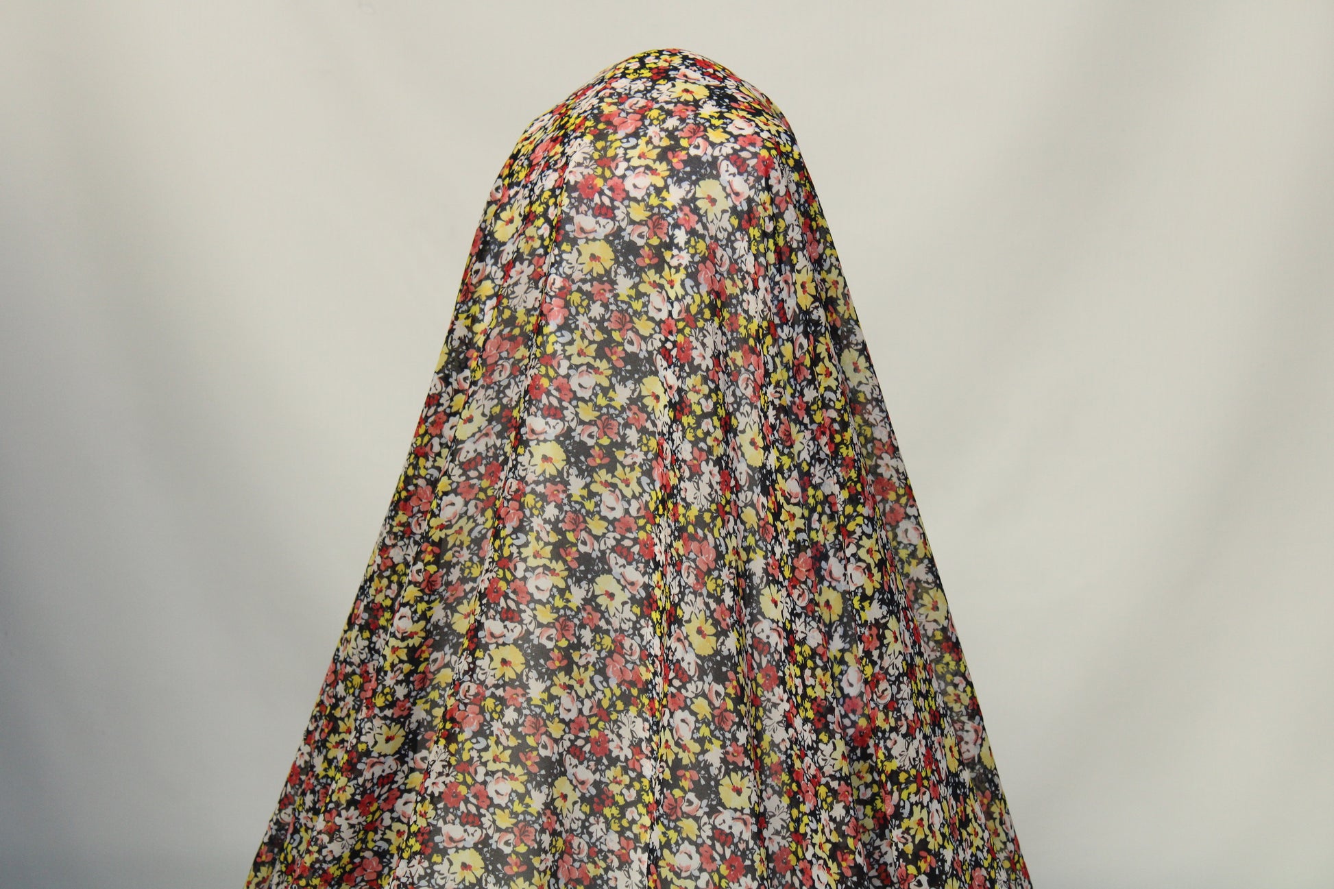 Coupon de 2 mètres - crêpe georgette polyester - imprimé fleuri - photo 3/4 | So Tissus